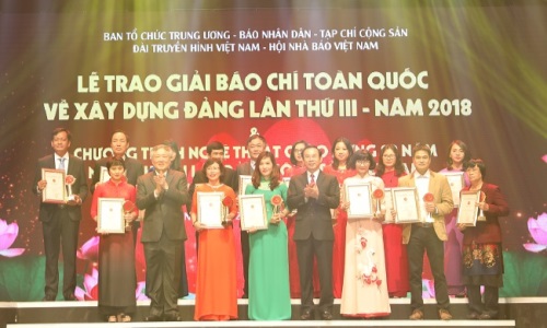 Sàng nhưng phải… lọc